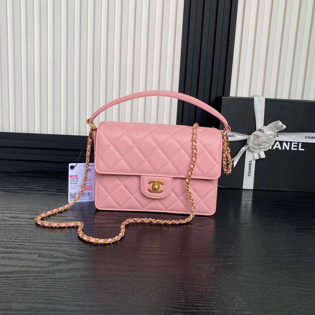 RETRO STYLE FLAP BAG 22 IN LIGHT PINK GRAINED CALFSKIN GOLD HARDWARE