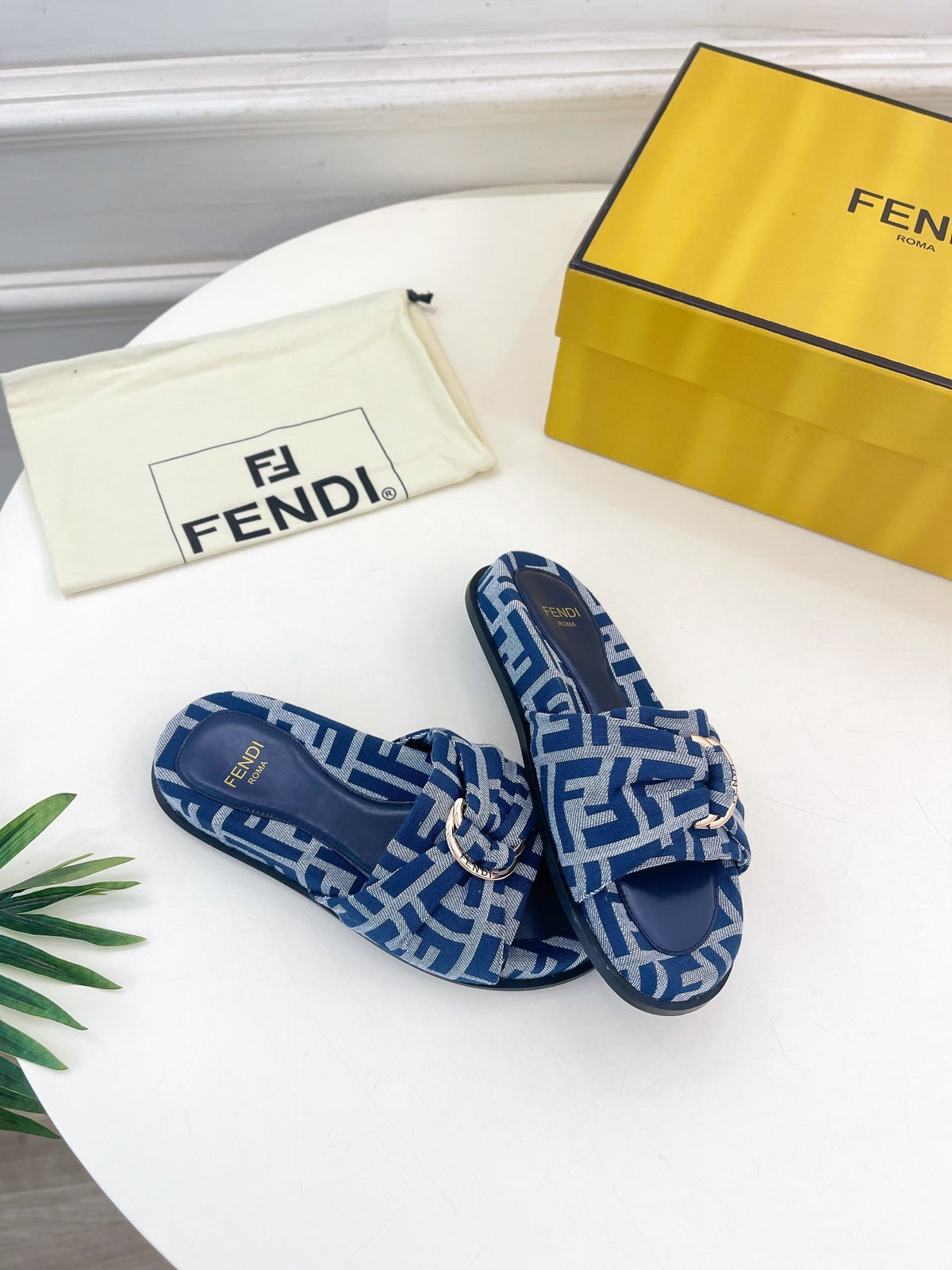 FENDI FLAT SLIPPER IN NAVY BLUE MONOGRAM JACQUARD FABRIC WITH GOLD HARDWARE